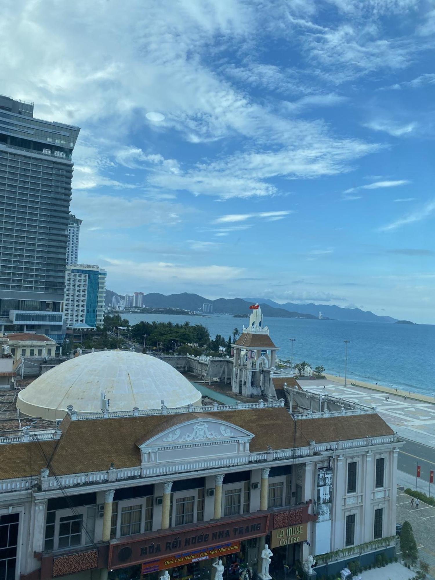 Happy Light Central Nha Trang Hotel Exterior photo